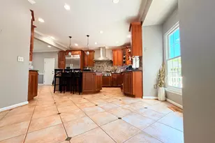 11610 Seneca Forest Cir, Germantown, MD 20876 - Photo 16