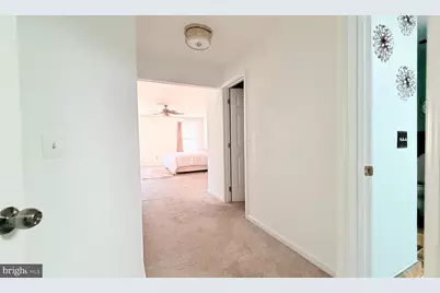 11610 Seneca Forest Circle, Germantown, MD 20876 - Photo 48