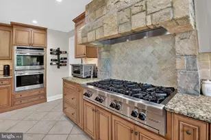 9701 Overlea Dr, Rockville, MD 20850 - Photo 6
