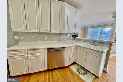 1030 Grand Oak Way, Rockville, MD 20852 - Photo 18
