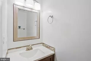 19721 Mayhill Terrace, Gaithersburg, MD 20879 - Photo 14