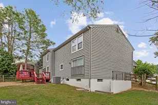 19721 Mayhill Terrace, Gaithersburg, MD 20879 - Photo 20