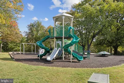 18 Waddington Court, Rockville, MD 20850 - Photo 40