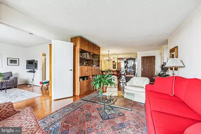 7420 Westlake Terrace #1202, Bethesda, MD 20817 - Photo 4
