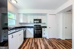 18200 Smoke House Ct, Germantown, MD 20874 - Photo 8