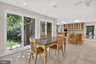 10801 Balantre Ln, Potomac, MD 20854 - Photo 16