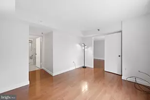 15100 Interlachen Dr, Silver Spring, MD 20906 - Photo 12