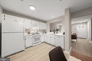 13710 Lark Song Dr, Germantown, MD 20874 - Photo 6