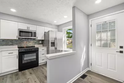 11705 Zebrawood Court, Germantown, MD 20876 - Photo 2