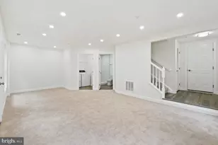 206 Painted Post Ln, Gaithersburg, MD 20878 - Photo 36