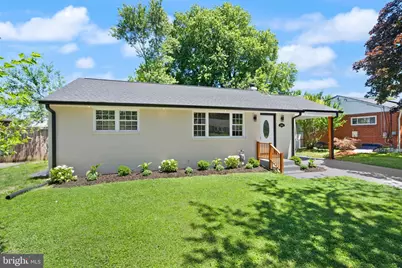 1006 Scott Avenue, Rockville, MD 20851 - Photo 2