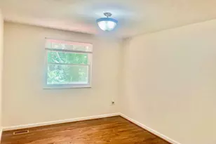 19918 Buhrstone Dr, Gaithersburg, MD 20886 - Photo 6