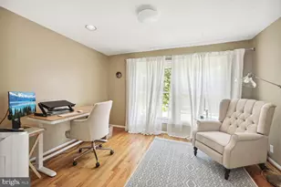 12904 N Commons Way, Potomac, MD 20854 - Photo 24