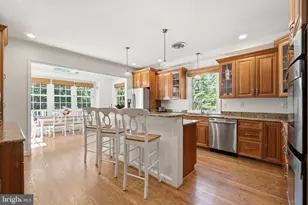 10904 Stanmore Dr, Rockville, MD 20854 - Photo 6