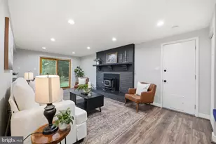 21 Bell Bluff Ct, Gaithersburg, MD 20879 - Photo 16