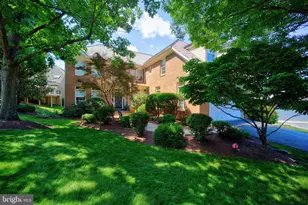 9110 Willow Gate Ln, Bethesda, MD 20817 - Photo 2