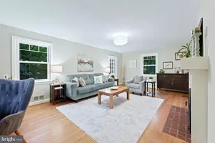 8902 Sudbury Rd, Silver Spring, MD 20901 - Photo 4