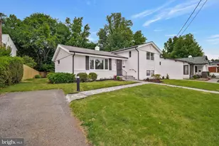 9831 Singleton Dr, Bethesda, MD 20817 - Photo 1