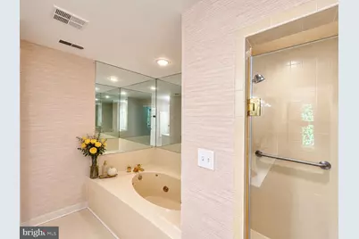11455 S Glen Road, Potomac, MD 20854 - Photo 12