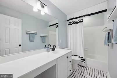 21406 Manor View Circle, Germantown, MD 20876 - Photo 18