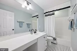 21406 Manor View Cir, Germantown, MD 20876 - Photo 18