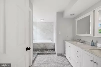 21406 Manor View Circle, Germantown, MD 20876 - Photo 26