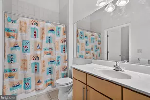 1201 East West Hwy, Silver Spring, MD 20910 - Photo 20