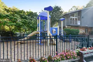 8308 Lilly Stone Dr, Bethesda, MD 20817 - Photo 70