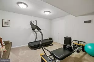 8308 Lilly Stone Dr, Bethesda, MD 20817 - Photo 46