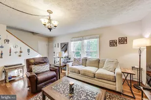7726 Seven Locks Rd, Bethesda, MD 20817 - Photo 4