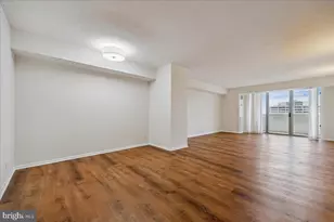 4601 N Park Ave, Chevy Chase, MD 20815 - Photo 4