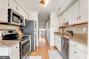 20403 Ivybridge Ct, Montgomery Village, MD 20886 - Photo 8