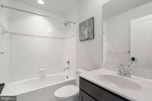 820 Thompson Cres, Rockville, MD 20852 - Photo 34