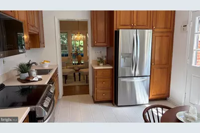 5601 Kirkwood Drive, Bethesda, MD 20816 - Photo 4