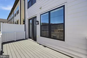 10235 Dalmatian St, Rockville, MD 20850 - Photo 24