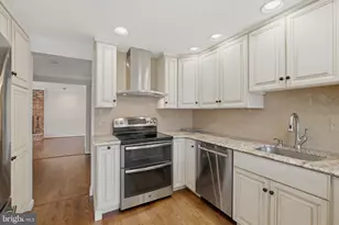 1429 Longhill Dr, Potomac, MD 20854 - Photo 10