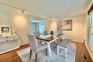 1429 Longhill Dr, Potomac, MD 20854 - Photo 4