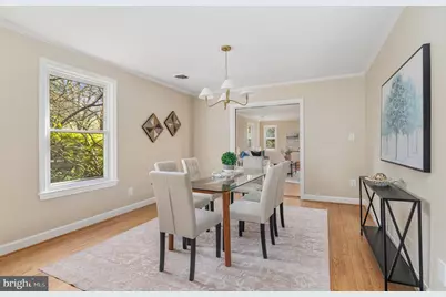 5523 Uppingham Street, Chevy Chase, MD 20815 - Photo 6