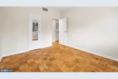 10428 Rockville Pik #10428, Rockville, MD 20852 - Photo 14