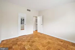 10428 Rockville Pik, North Bethesda, MD 20852 - Photo 14