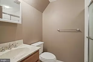 6428 Earlham Dr, Bethesda, MD 20817 - Photo 36