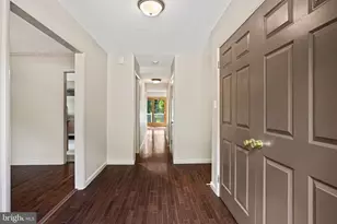 6428 Earlham Dr, Bethesda, MD 20817 - Photo 4