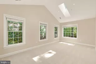 5501 Montgomery St, Chevy Chase, MD 20815 - Photo 18