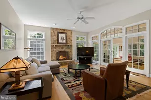 7410 Honesty Way, Bethesda, MD 20817 - Photo 22