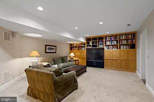 7410 Honesty Way, Bethesda, MD 20817 - Photo 54
