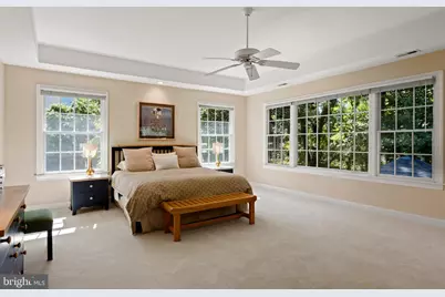 7410 Honesty Way, Bethesda, MD 20817 - Photo 32