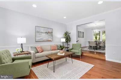 19104 Gunnerfield Lane, Germantown, MD 20874 - Photo 2