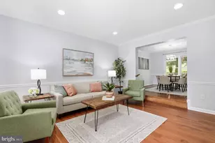 19104 Gunnerfield Ln, Germantown, MD 20874 - Photo 2