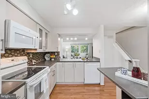 1305 Elm Grove Cir, Silver Spring, MD 20905 - Photo 8