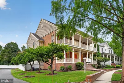 105 Watkins Overlook, Rockville, MD 20850 - Photo 4